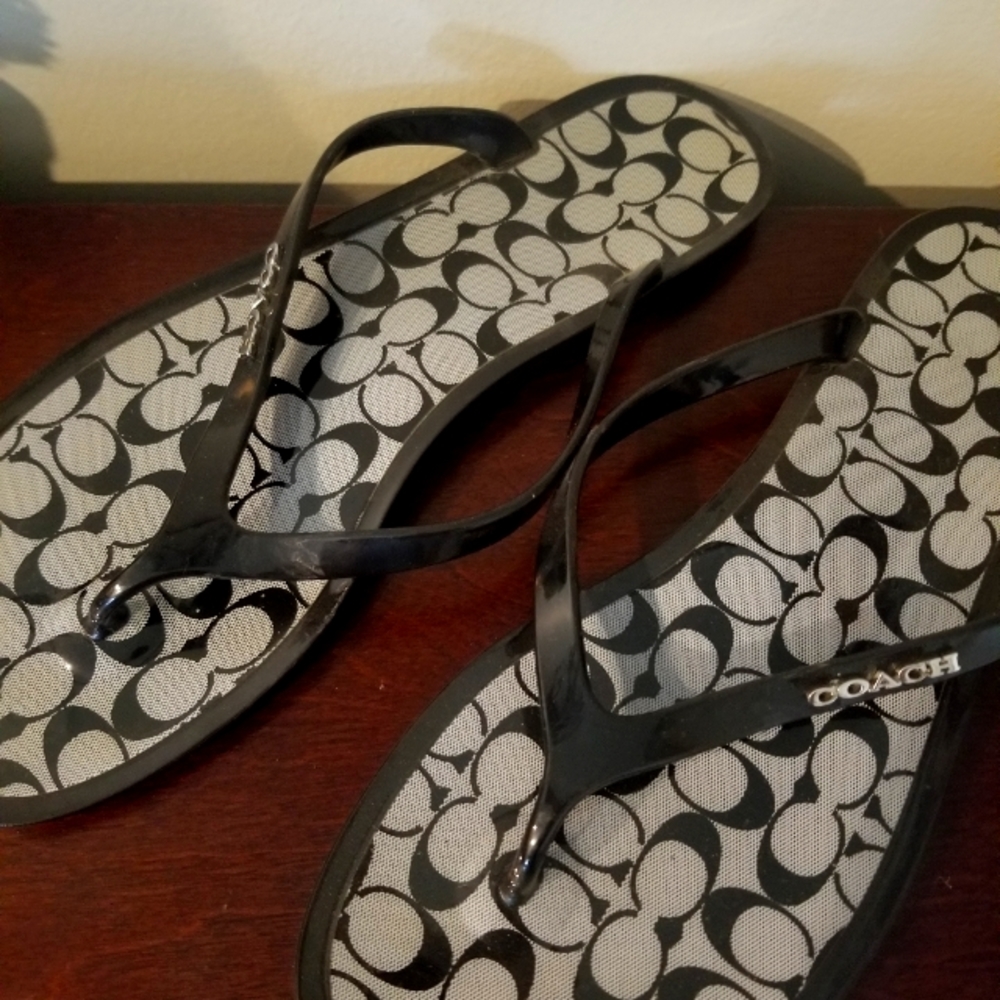 Coach flip  flops